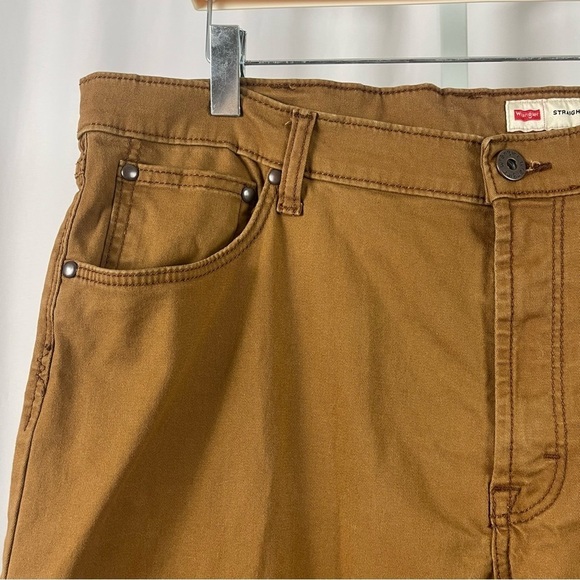 Wrangler Pants Men's 38x30 Brown Regular Straight Fit Stretch Denim Camel - Picture 8 of 8